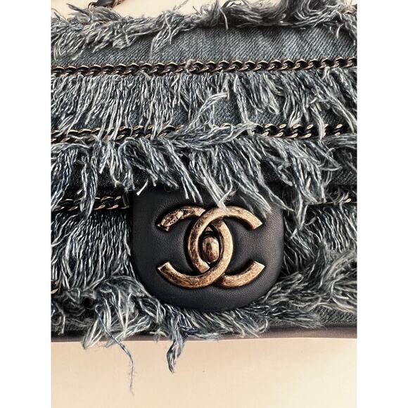 Chanel Paris-Dubai denim flap bag - Picture 4 of 12